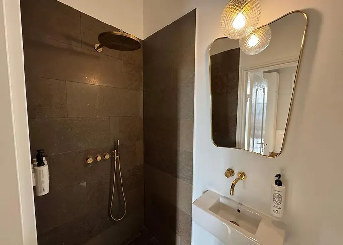 Lägenhet Modern Luxury 4br Near King's Garden Köpenhamn