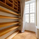 Modern Luxury 4br Near King's Garden شقة *