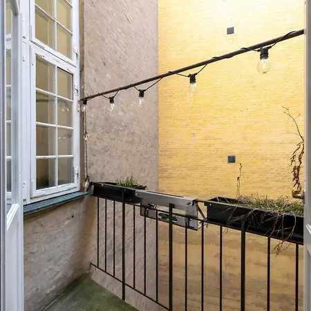 Modern Luxury 4br Near King's Garden