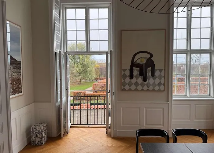 Modern Luxury 4br Near King's Garden * Kopenhagen