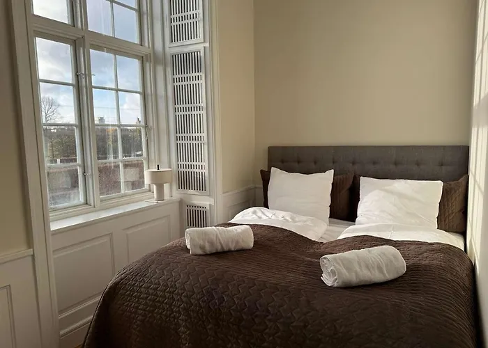 Modern Luxury 4br Near King's Garden Appartement *