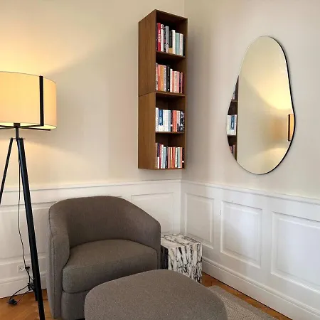 Modern Luxury 4br Near King's Garden Apartamento